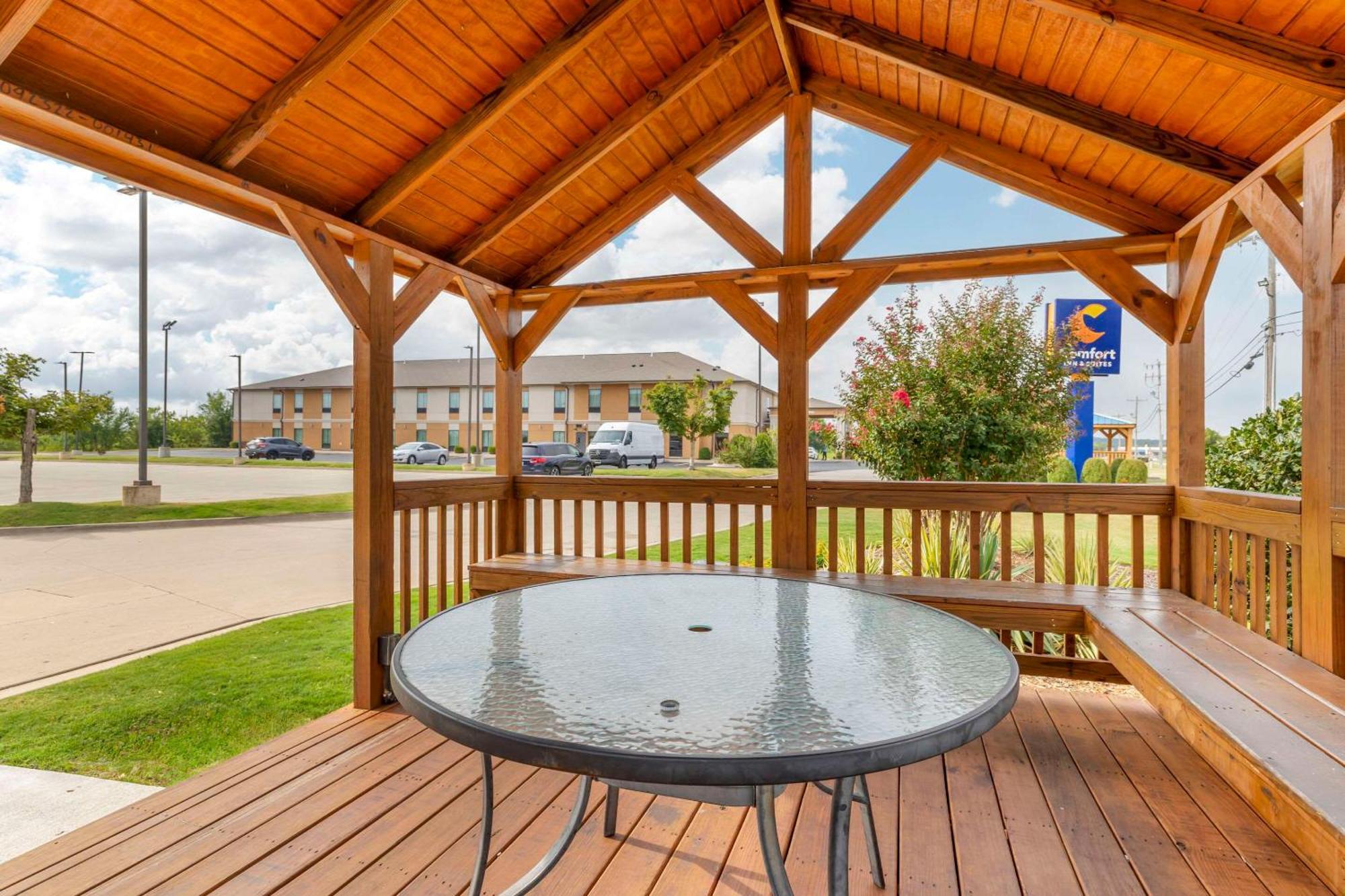 Comfort Inn & Suites Glenpool Dış mekan fotoğraf
