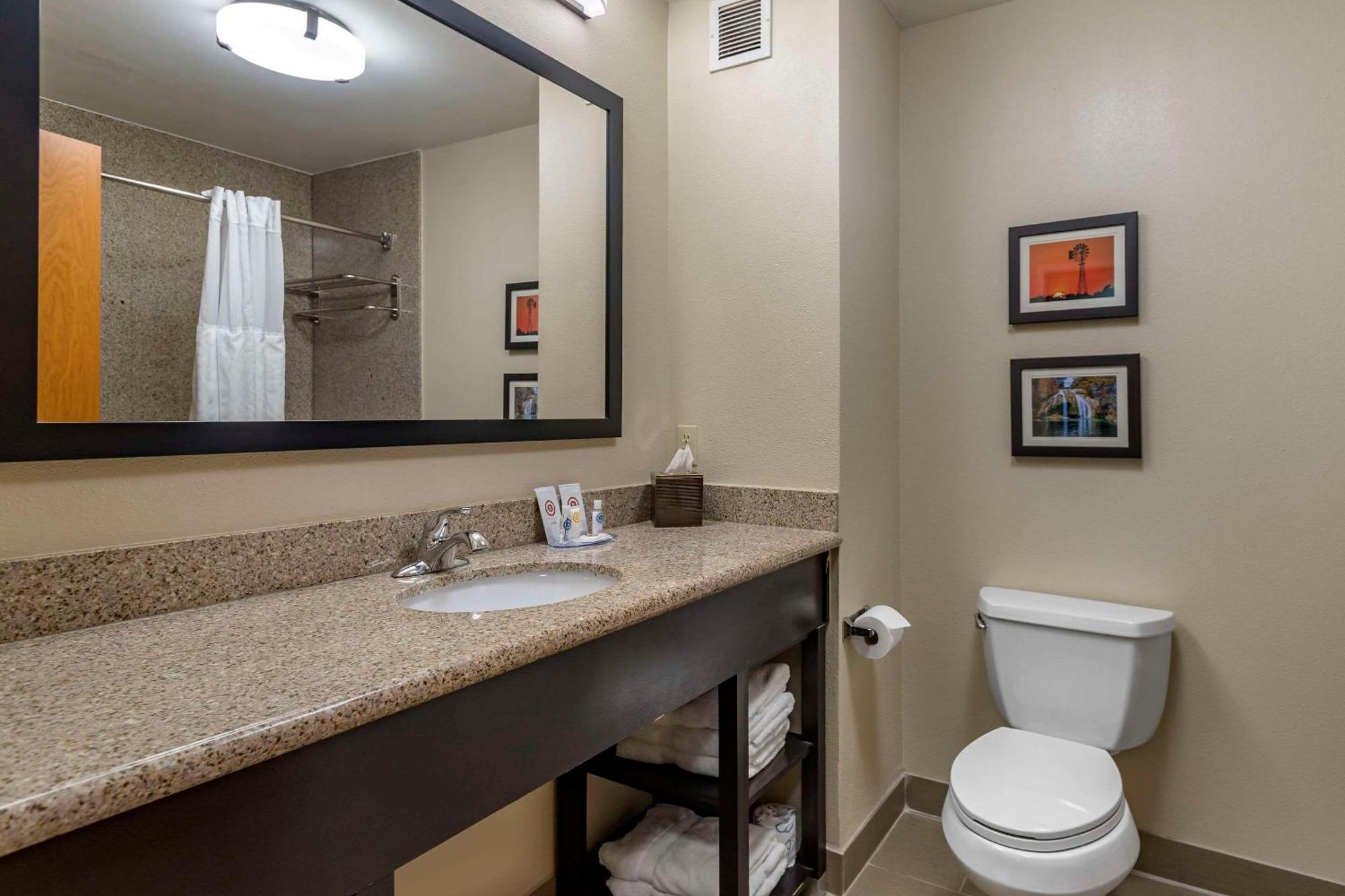 Comfort Inn & Suites Glenpool Dış mekan fotoğraf