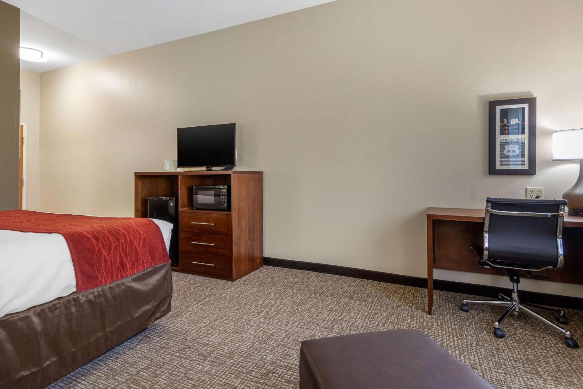Comfort Inn & Suites Glenpool Dış mekan fotoğraf