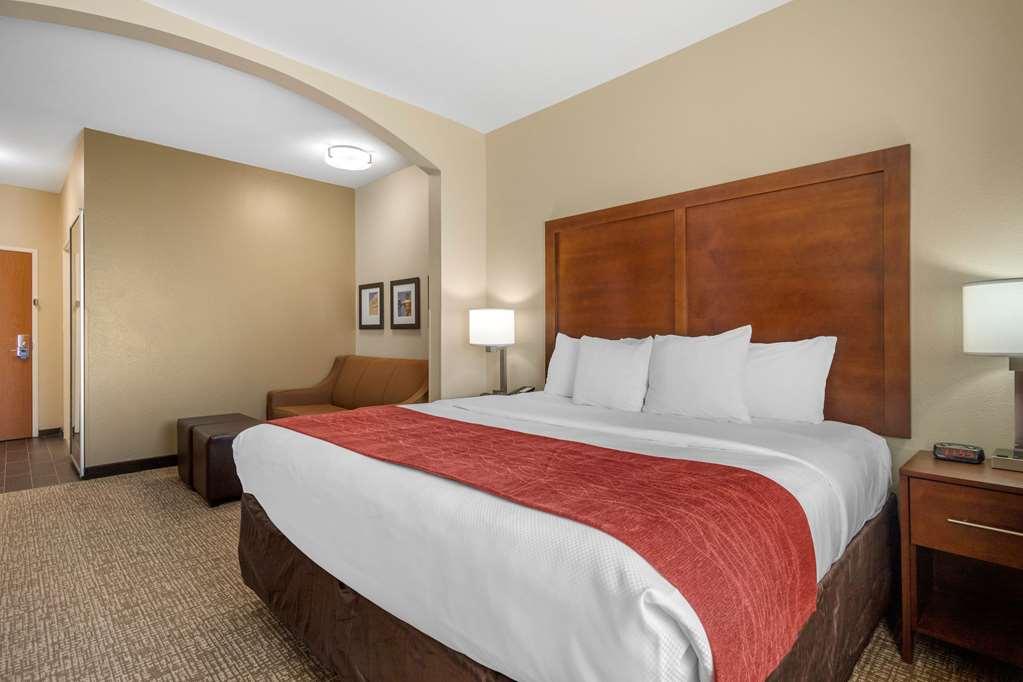 Comfort Inn & Suites Glenpool Oda fotoğraf